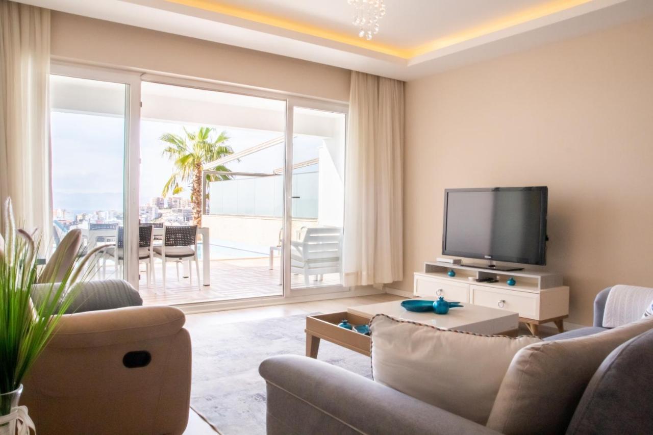 Spacious Perfect Flat With Private Pool * Kusadası
