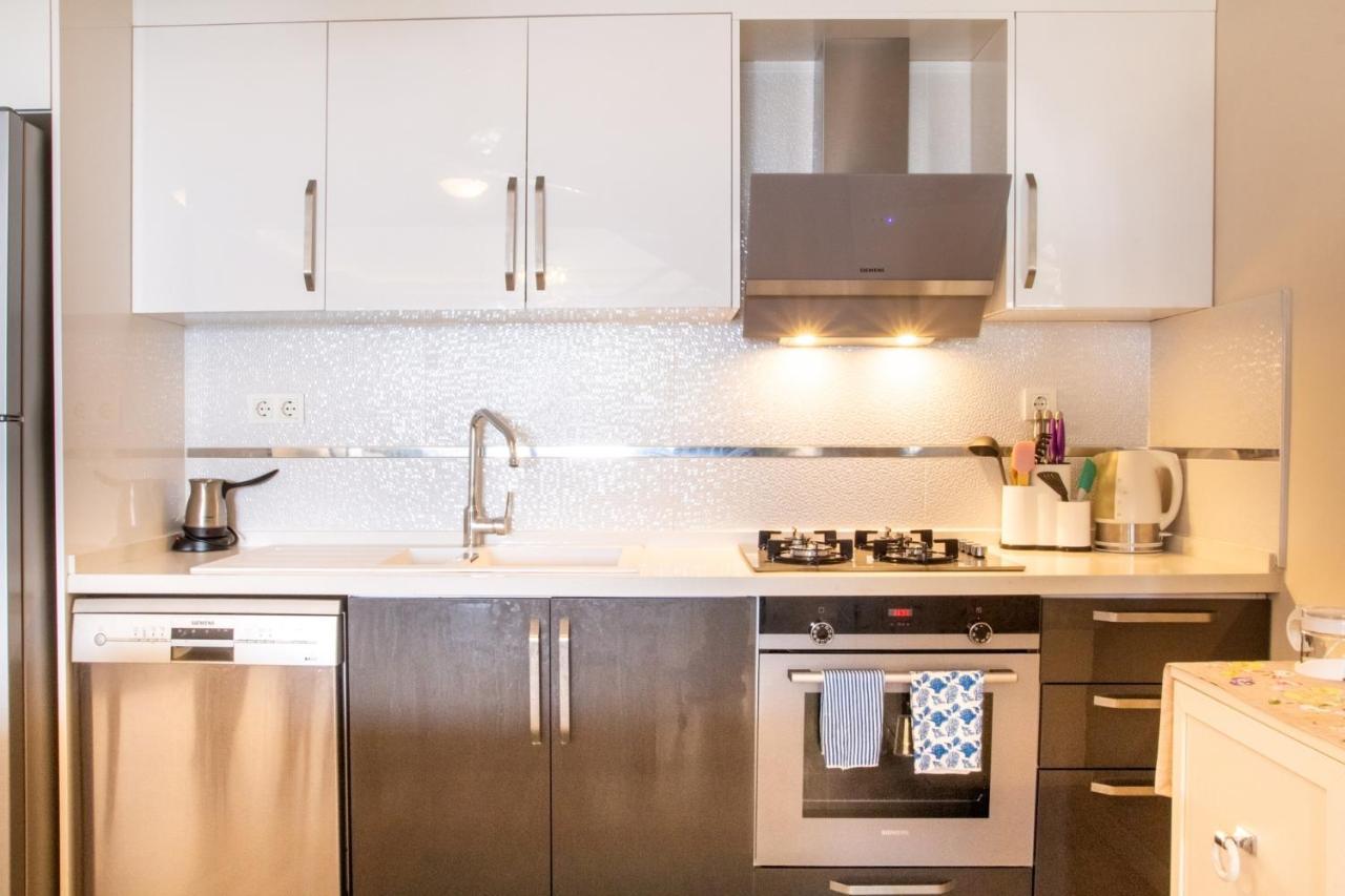 Spacious Perfect Flat With Private Pool Apartment Kusadası