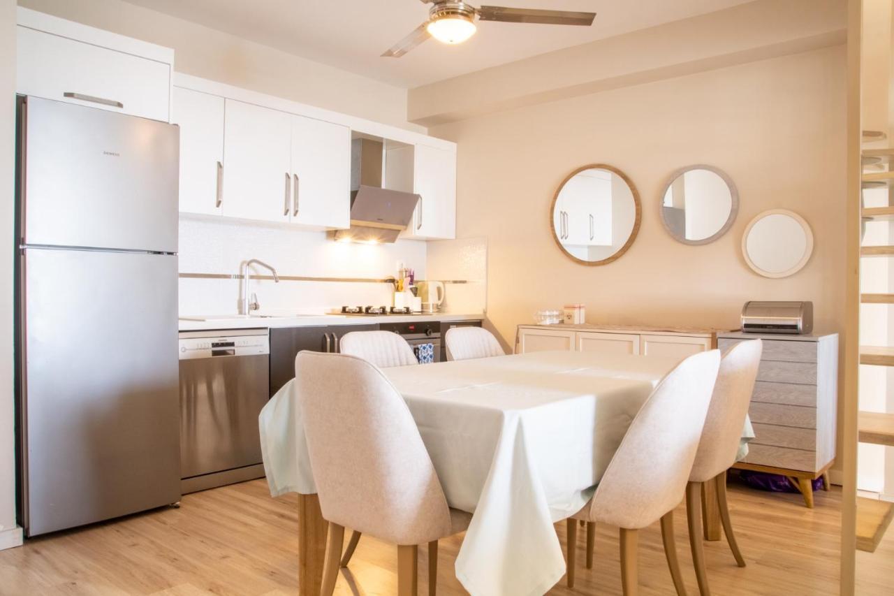 Spacious Perfect Flat With Private Pool