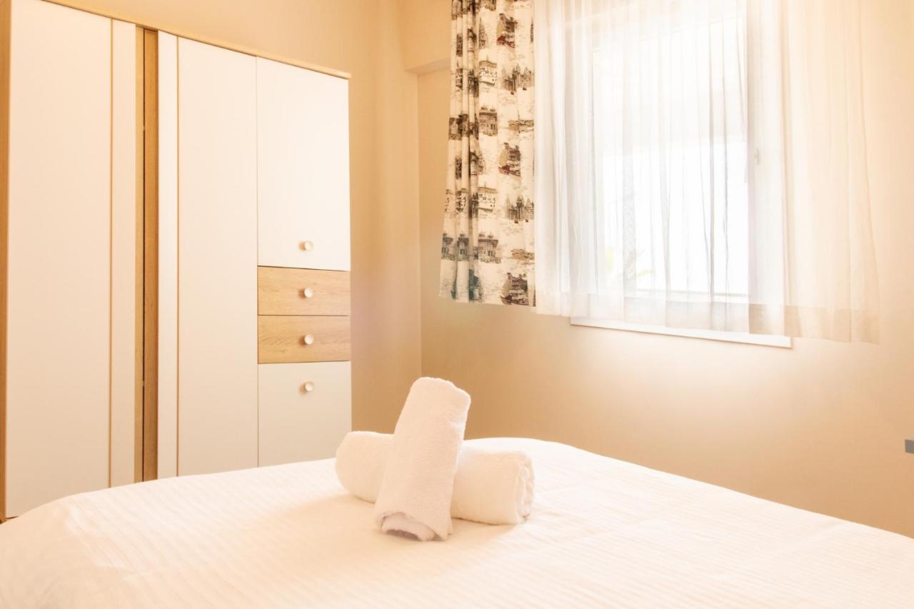 Spacious Perfect Flat With Private Pool * Kusadası